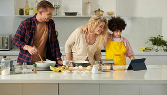 Healthy Living: Your Ultimate Family Nutrition Guide