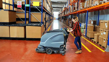 Warehouse Cleaning: High salary + Tech Training (Apply Now!)